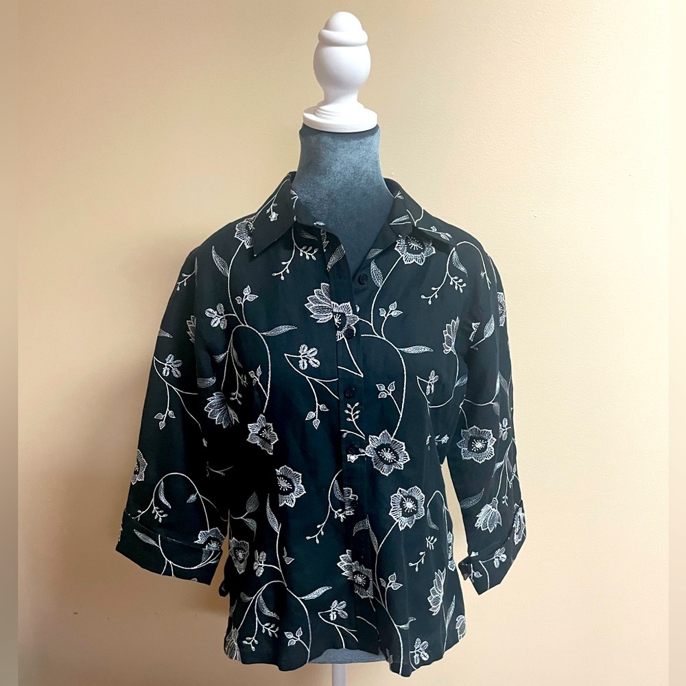 Talbots Irish Linen 3/4 Sleeve Black and White Blouse